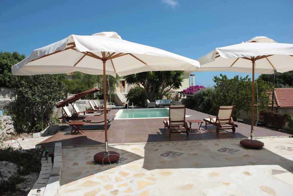 Luxury Stone Villa フィスカルドン エクステリア 写真